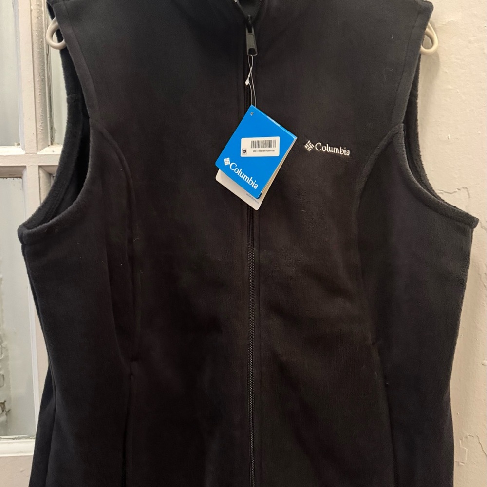 Columbia Black Fleece Vest. XL. NWT